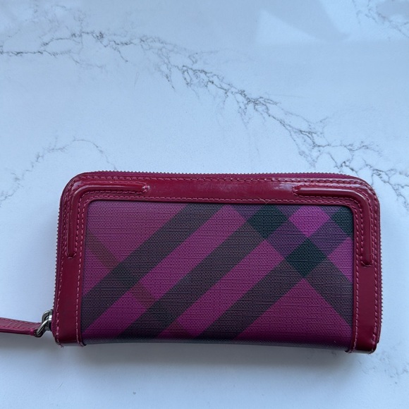 Burberry Wallet - Picture 2 of 5